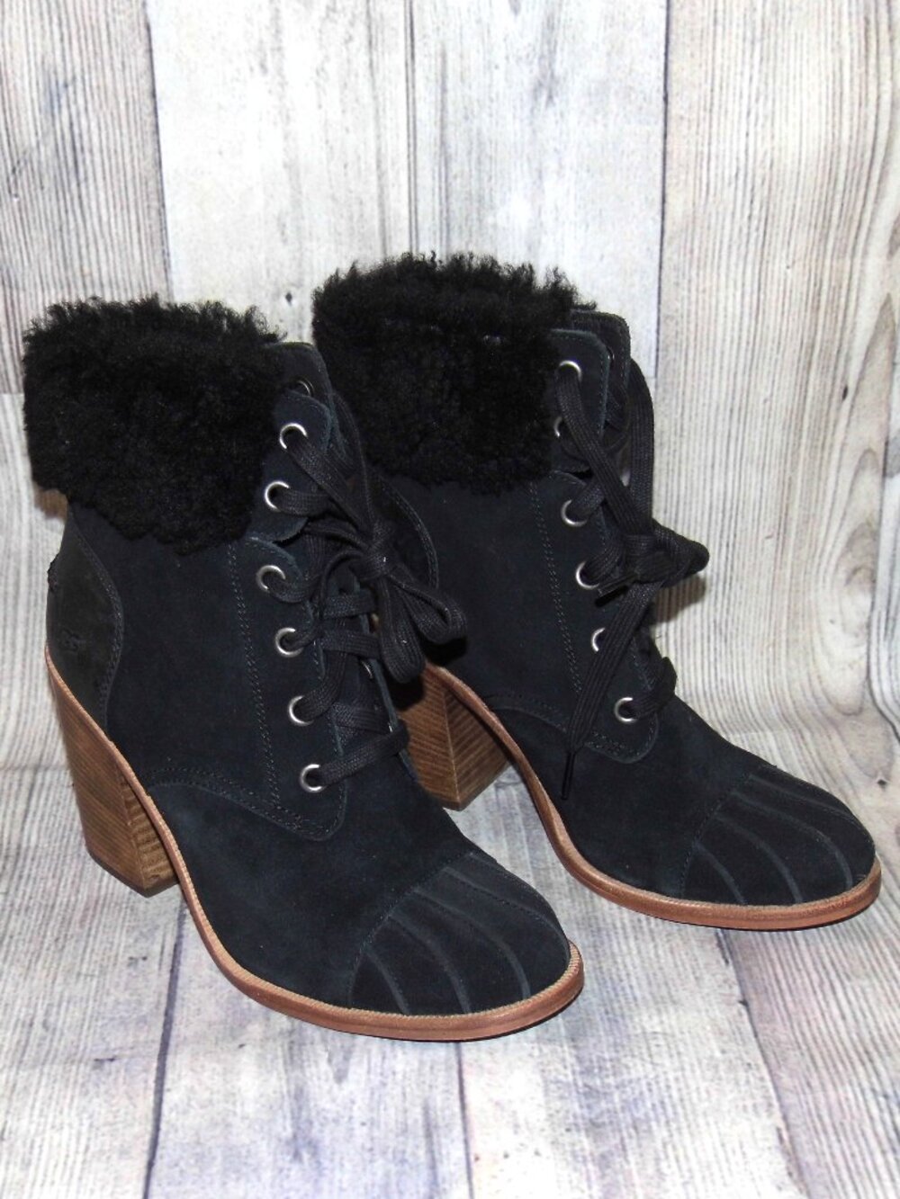 UGG Jaxon Black Suede/Sheepskin Lace Up Heel Boots Womens Size 9.5